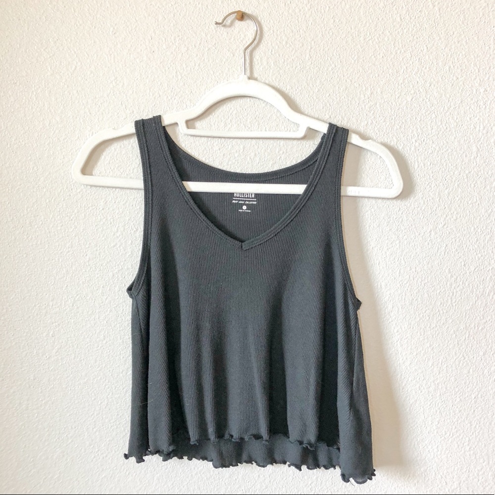 Black Tank Top Crop Top With a Lettuce Edge